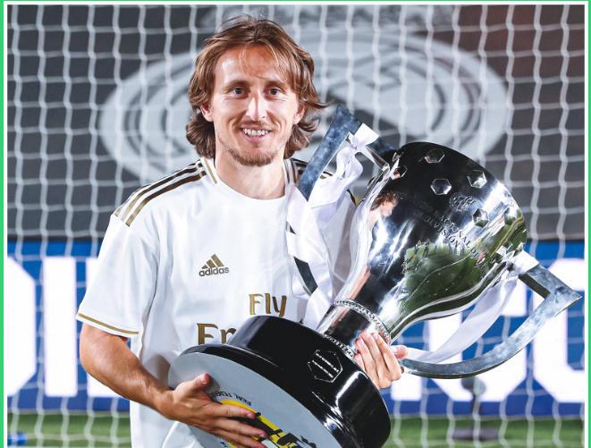 更为年轻一 更为年轻一