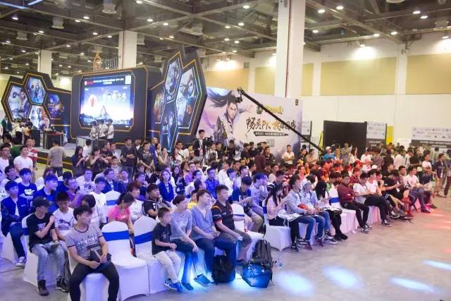 超和西甲球 超和西甲球