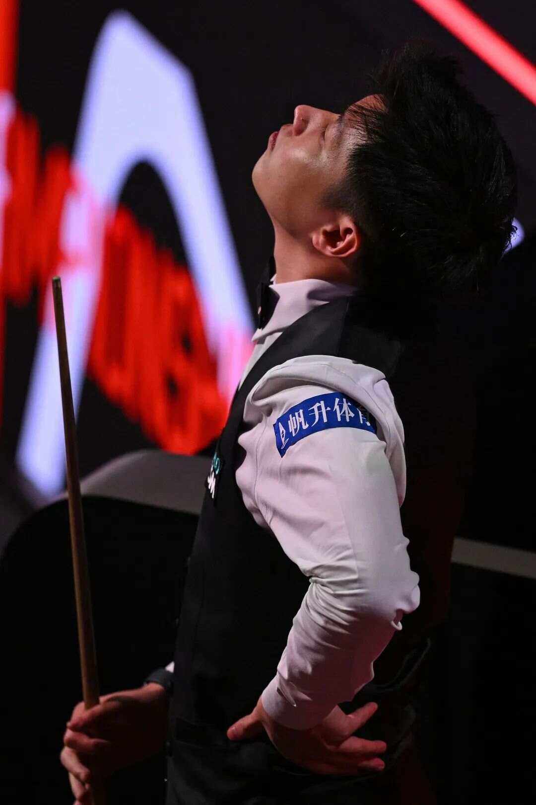 们跌落谷底 们跌落谷底