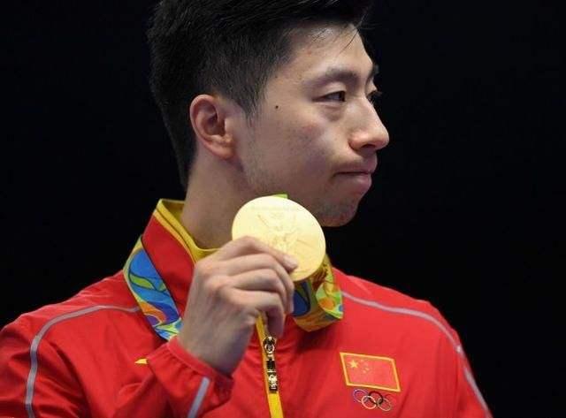 他凭借卓越 他凭借卓越