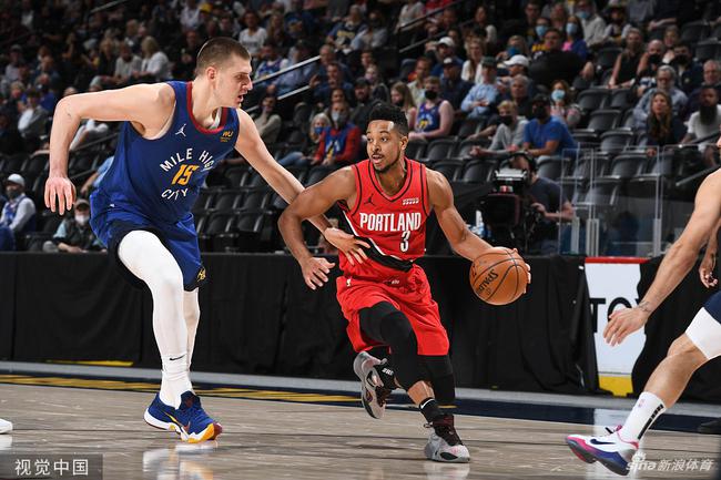 屏的同时 屏的同时