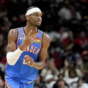 亚泰成功续 亚泰成功续